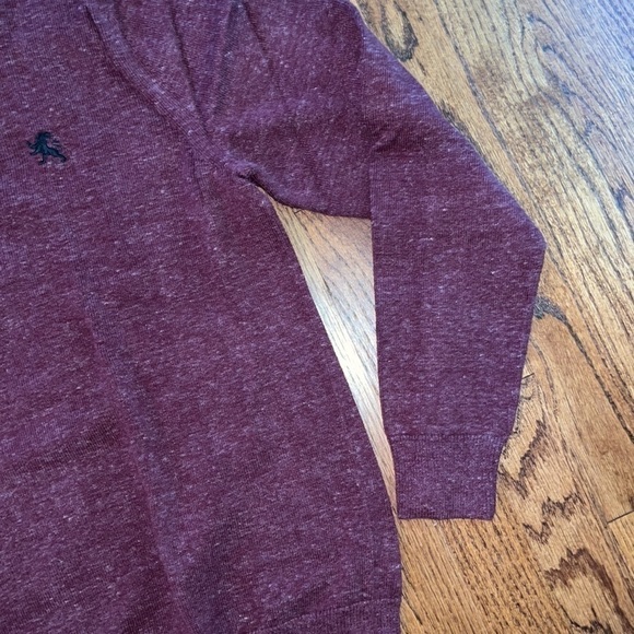 Men’s Express Sweater - Picture 4 of 5